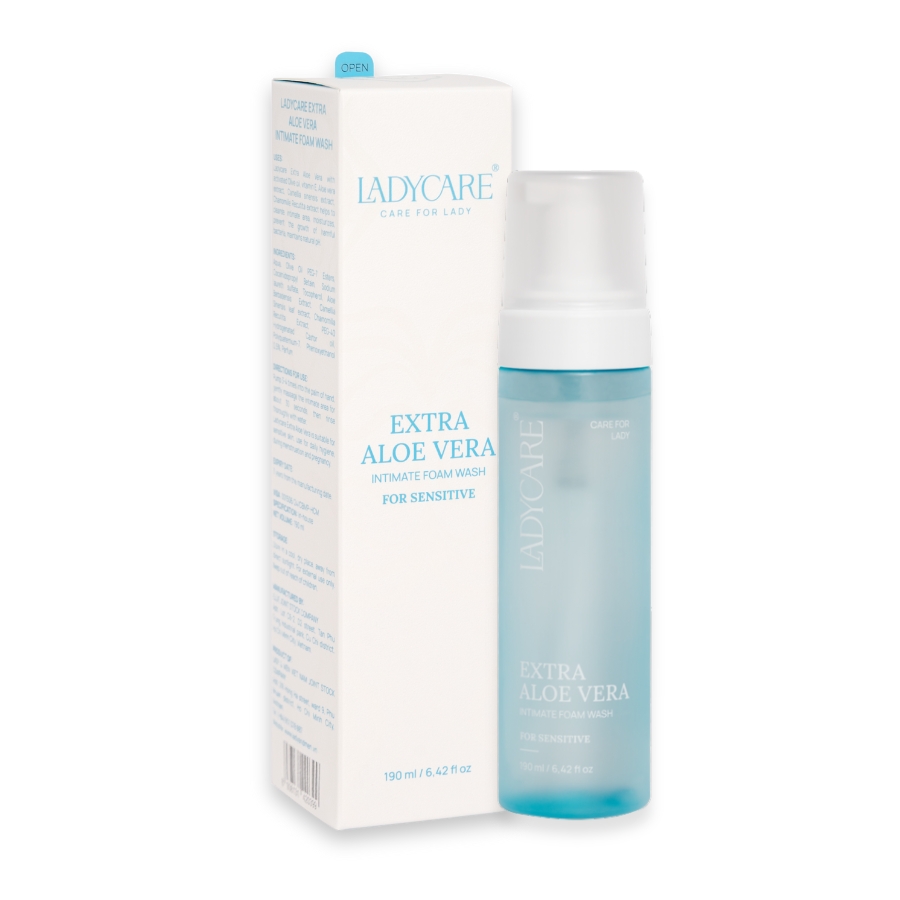 Bọt vệ sinh Ladycare Extra Aloe Vera 190ml